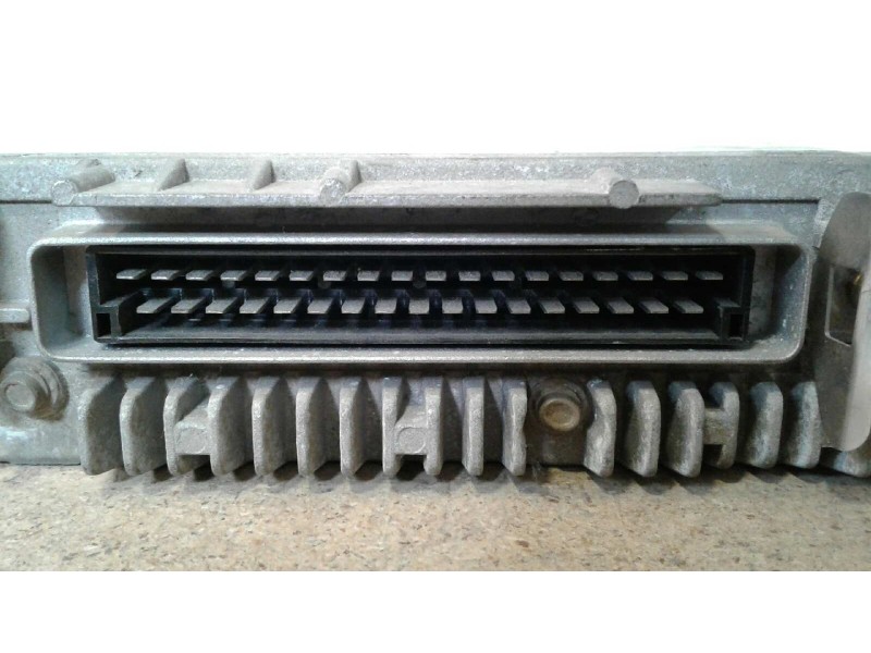 Recambio de centralita motor uce para renault 19 hatchback (b/c53) referencia OEM IAM S101305001B 7700792379 B550544