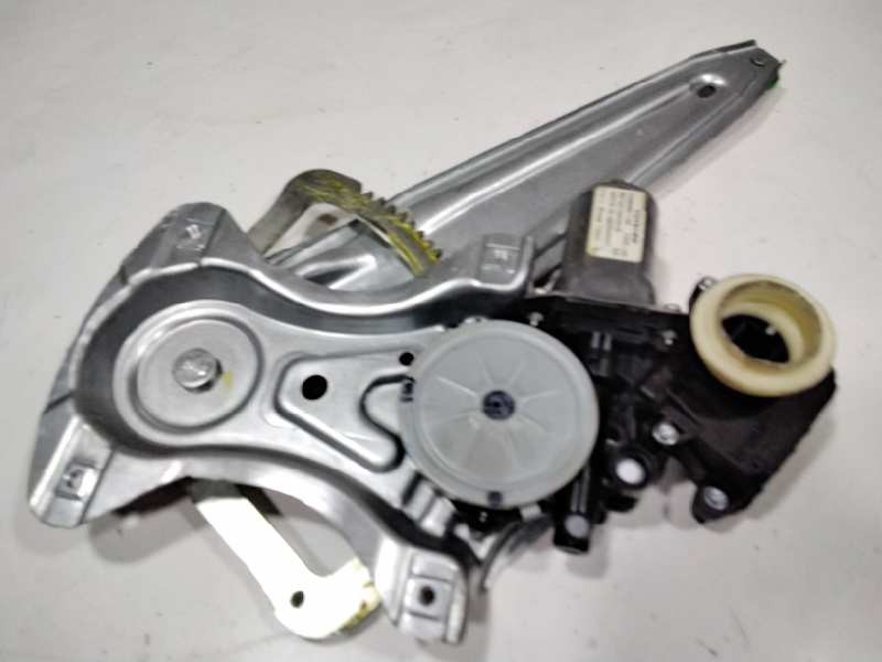 Recambio de elevalunas trasero derecho para toyota auris hybrid active referencia OEM IAM 8572002440B  