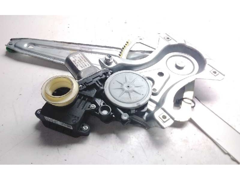 Recambio de elevalunas trasero izquierdo para toyota auris hybrid active referencia OEM IAM 857100245B  