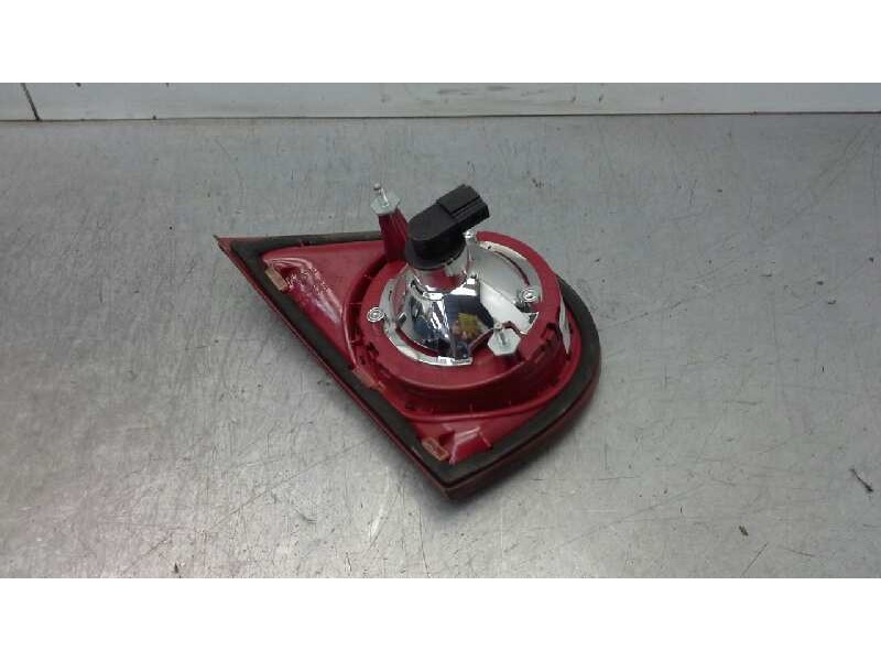 Recambio de piloto trasero derecho porton para volkswagen golf v berlina (1k1) highline referencia OEM IAM   