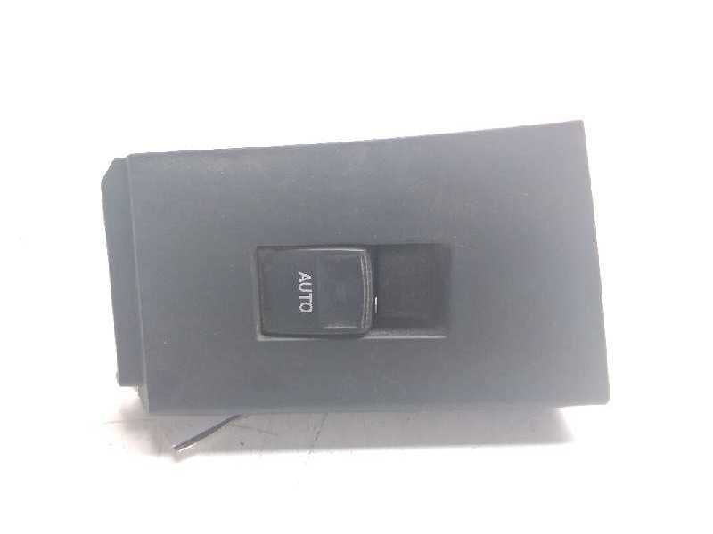 Recambio de mando elevalunas trasero izquierdo para toyota auris hybrid active referencia OEM IAM GE0025334  