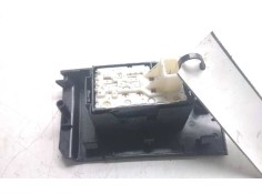 Recambio de mando elevalunas trasero izquierdo para toyota auris hybrid active referencia OEM IAM GE0025334   2