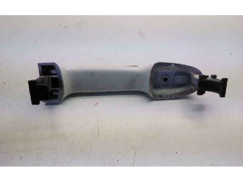 Recambio de maneta exterior delantera izquierda para toyota auris hybrid active referencia OEM IAM 6921102924  