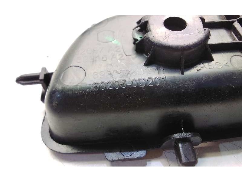 Recambio de maneta interior trasera derecha para toyota auris hybrid active referencia OEM IAM 692050D201  