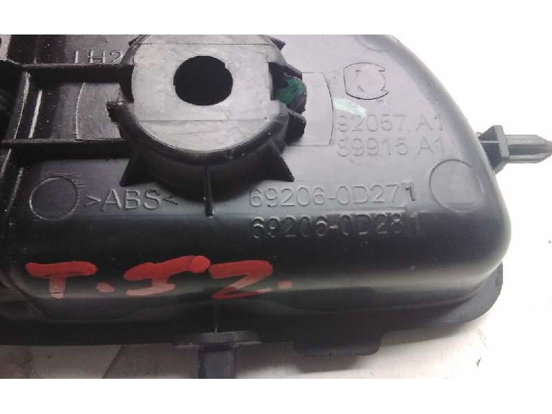 Recambio de maneta interior trasera izquierda para toyota auris hybrid active referencia OEM IAM 692060D271  