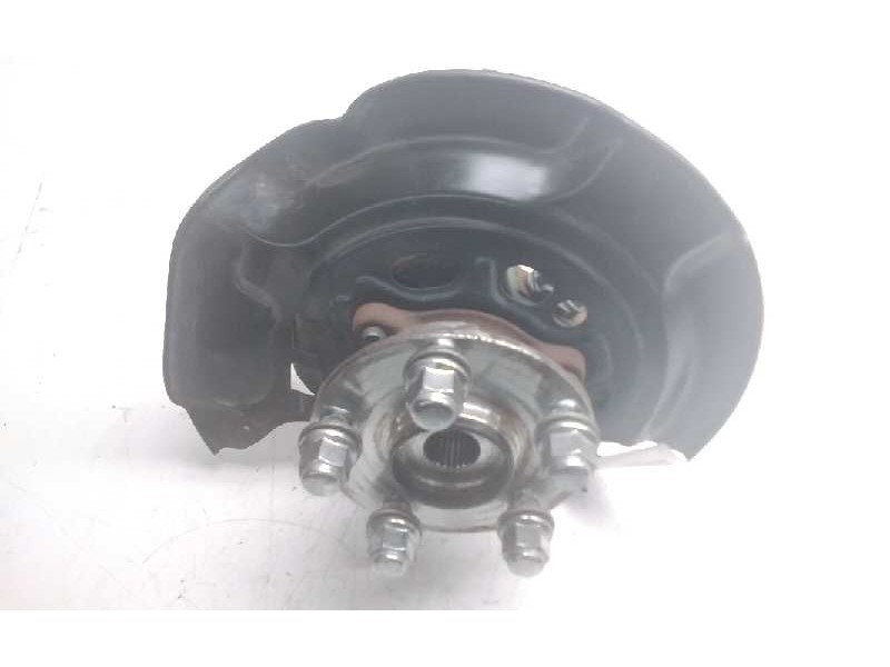 Recambio de mangueta delantera derecha para toyota auris hybrid active referencia OEM IAM F06R5R407  