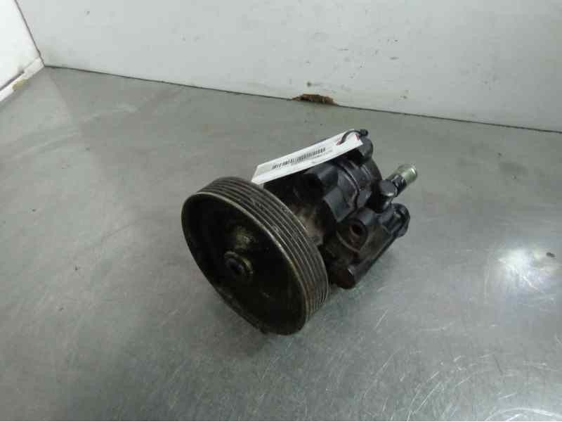 Recambio de bomba direccion para renault 19 hatchback (b/c53) referencia OEM IAM 7846075  