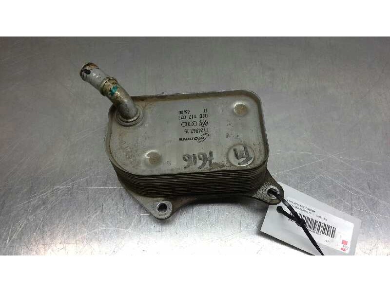 Recambio de enfriador aceite motor para audi a4 berlina (8e) 2.0 referencia OEM IAM 06B117021  