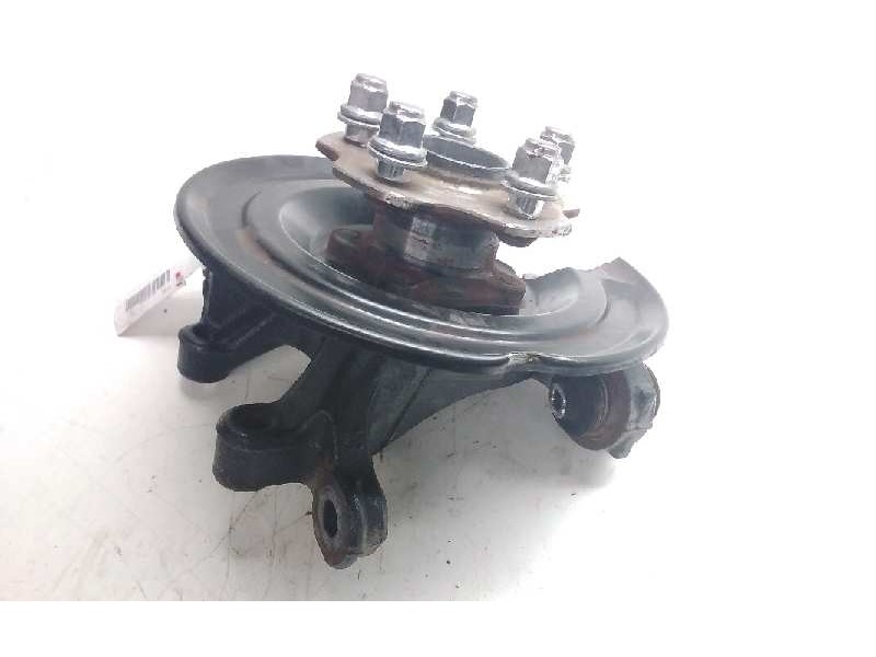 Recambio de mangueta trasera izquierda para toyota auris hybrid active referencia OEM IAM R497150706  