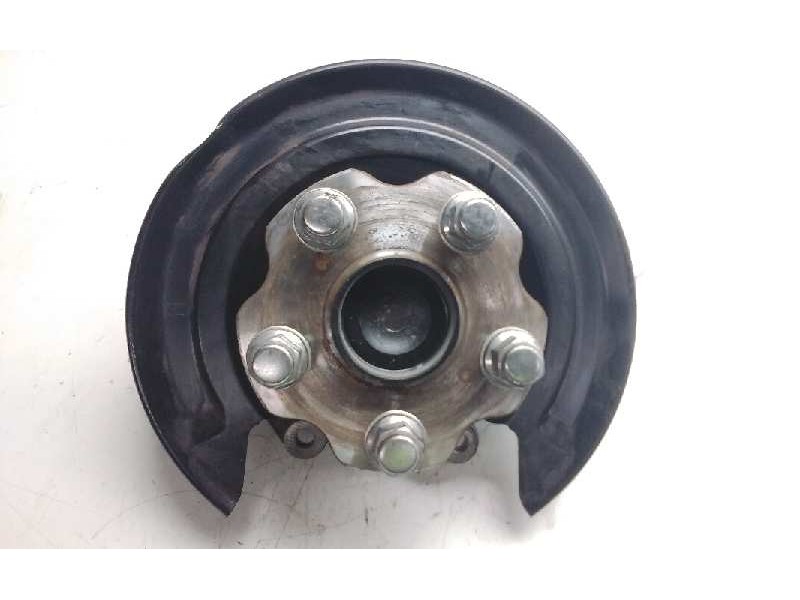 Recambio de mangueta trasera izquierda para toyota auris hybrid active referencia OEM IAM R497150706  