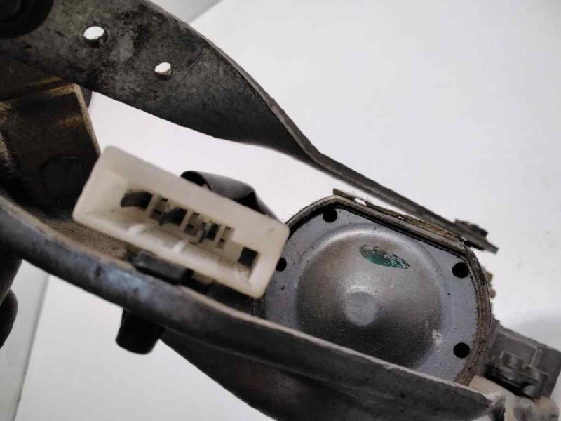 Recambio de motor limpia trasero para renault 19 hatchback (b/c53) referencia OEM IAM 53202302  20621