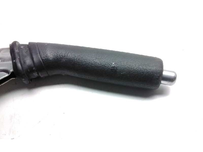 Recambio de palanca freno de mano para toyota auris hybrid active referencia OEM IAM 11330317  