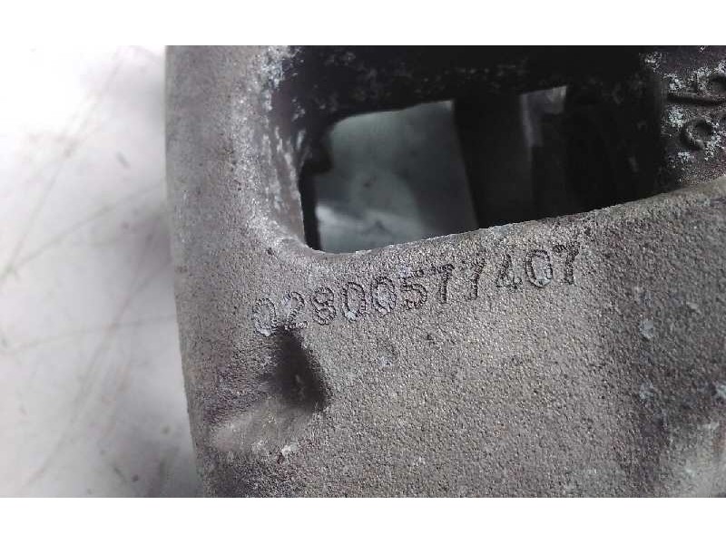 Recambio de pinza freno trasera izquierda para toyota auris hybrid active referencia OEM IAM 02800577407  