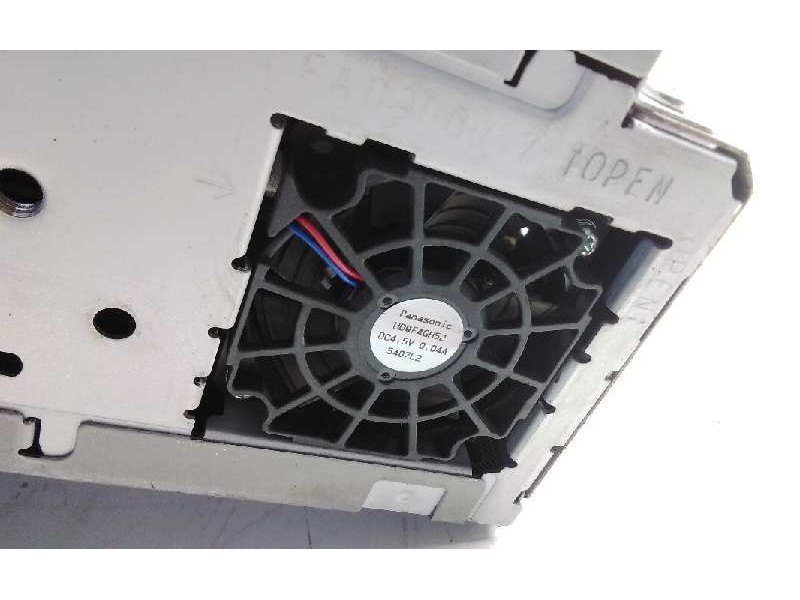 Recambio de sistema audio / radio cd para toyota auris hybrid active referencia OEM IAM 8614002360  