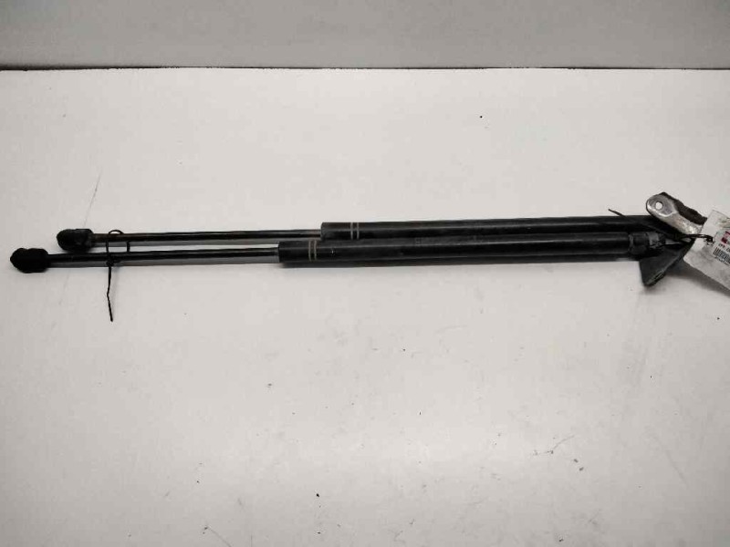 Recambio de amortiguadores maletero / porton para opel zafira a club referencia OEM IAM 90579440  
