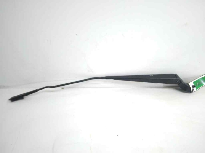 Recambio de brazo limpia delantero derecho para mercedes vito caja cerrada 6.03  109 cdi compacto (639.601) referencia OEM IAM 0