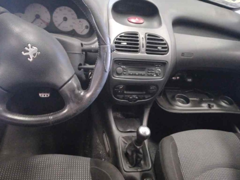 peugeot 206 cc del año 2001