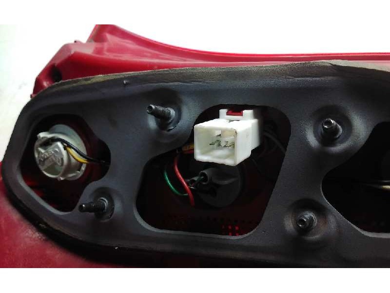 Recambio de piloto trasero izquierdo para kia cee´d emotion referencia OEM IAM 00973501  