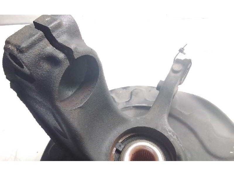 Recambio de mangueta delantera derecha para skoda rapid active referencia OEM IAM 6R0366B  