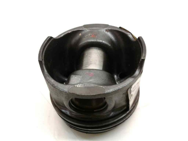 Recambio de piston para nissan nv 200 (m20) 1.5 dci cat referencia OEM IAM K9K636  