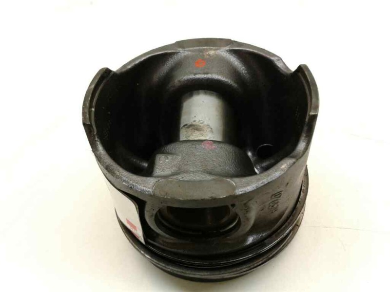 Recambio de piston para nissan nv 200 (m20) 1.5 dci cat referencia OEM IAM K9K636  
