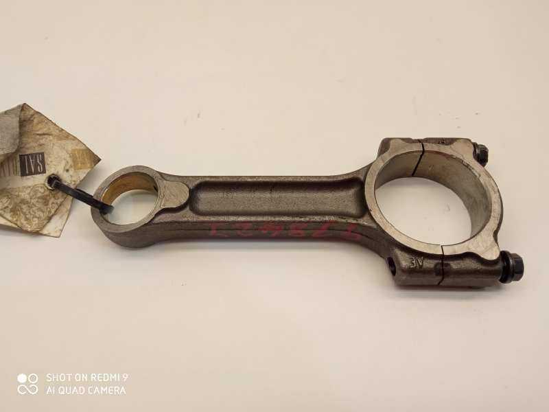 Recambio de biela para nissan nv 200 (m20) 1.5 dci cat referencia OEM IAM 464  