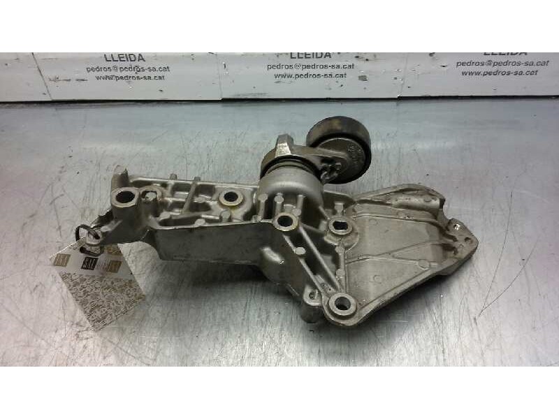 Recambio de soporte alternador para nissan nv 200 (m20) 1.5 dci cat referencia OEM IAM 8200669494  