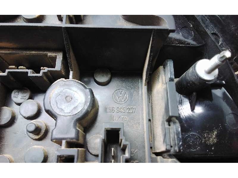 Recambio de piloto trasero izquierdo para volkswagen golf iii berlina (1h1) cl referencia OEM IAM 1H6945257  