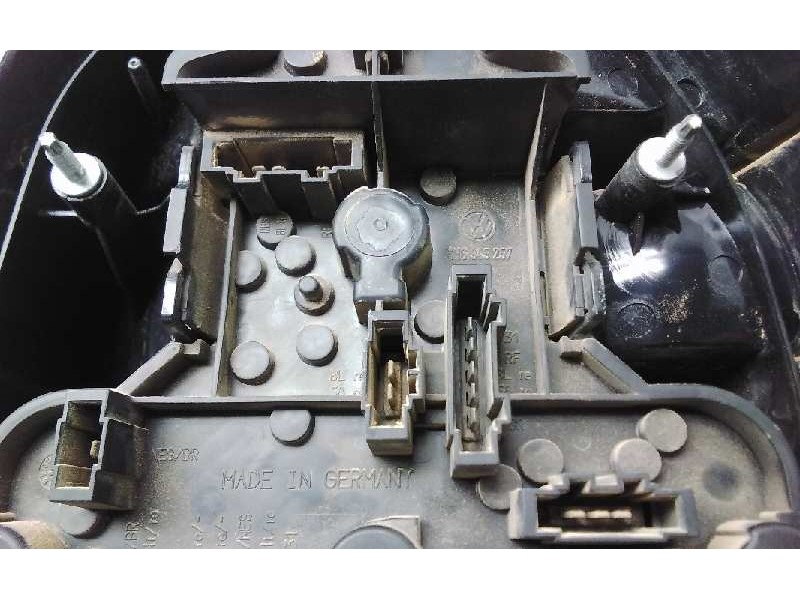 Recambio de piloto trasero izquierdo para volkswagen golf iii berlina (1h1) cl referencia OEM IAM 1H6945257  