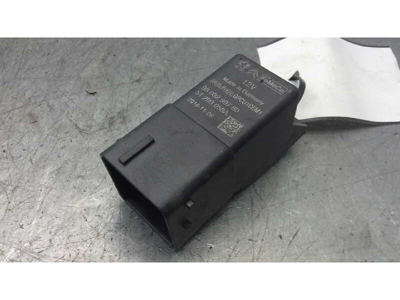 Recambio de caja precalentamiento para ford kuga (cbs) titanium referencia OEM IAM 9803299780  