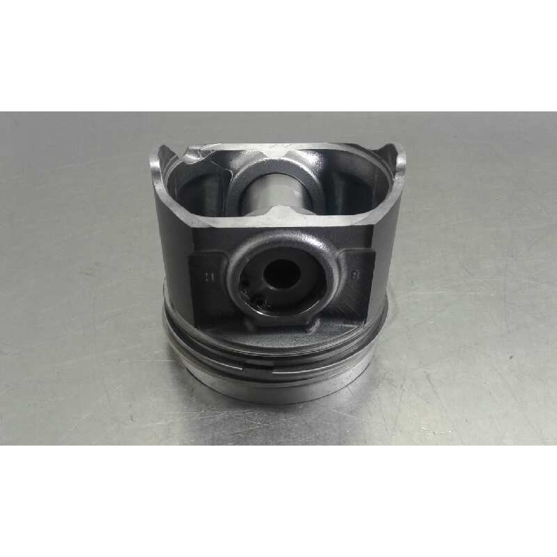 Recambio de piston para nissan x-trail (t30) 2.2 16v turbodiesel cat referencia OEM IAM 8H 10103AU600 