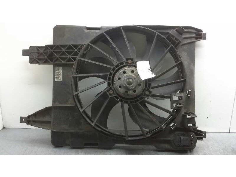 Recambio de electroventilador para renault megane ii berlina 5p 1.5 dci diesel referencia OEM IAM 8200151465  