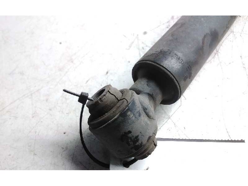 Recambio de amortiguador trasero derecho para mercedes clase clk (w207) coupe 250 cdi blueefficiency (207.303) referencia OEM IA