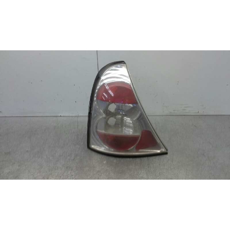 Recambio de piloto trasero izquierdo para renault clio ii fase ii (b/cb0) 1.2 referencia OEM IAM   