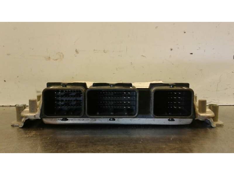 Recambio de centralita motor uce para peugeot 307 (s1) xs referencia OEM IAM 0261206943 9647480580 