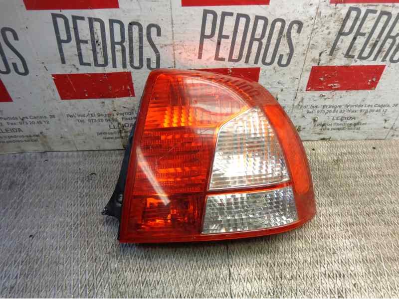 Recambio de piloto trasero derecho para kia shuma ii 1.6 ls berlina portón referencia OEM IAM   