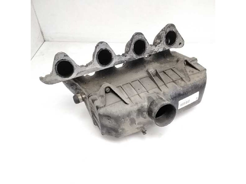 Recambio de colector admision para renault trafic (desde 5.89) referencia OEM IAM   22499