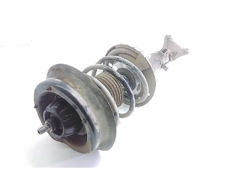 Recambio de amortiguador delantero izquierdo para mercedes clase c (w203) berlina 200 compressor (203.042) referencia OEM IAM A2