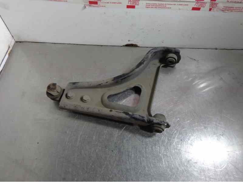 Recambio de brazo suspension inferior delantero derecho para renault twingo (co6) 1.2 referencia OEM IAM   22567