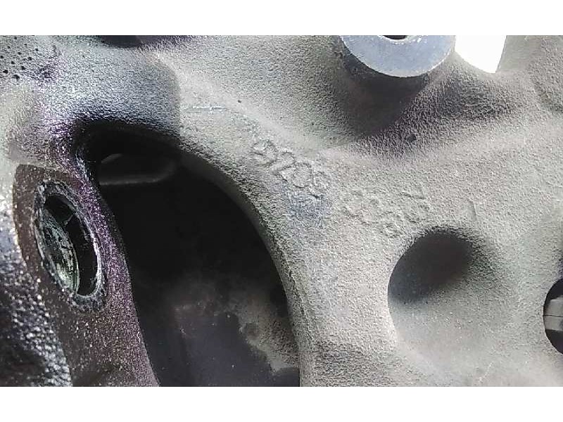 Recambio de mangueta delantera izquierda para mercedes clase c (w203) berlina 200 compressor (203.042) referencia OEM IAM 20900 