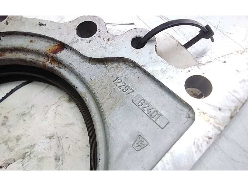 Recambio de reten cigueñal izquierdo para nissan terrano (wd21) 2.7 turbodiesel referencia OEM IAM   