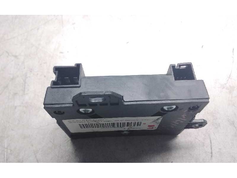 Recambio de modulo electronico para mercedes clase clk (w207) coupe 250 cdi blueefficiency (207.303) referencia OEM IAM AQ124400