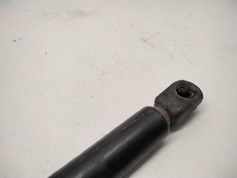 Recambio de amortiguadores maletero / porton para mg rover serie 100 (xp) referencia OEM IAM   22901