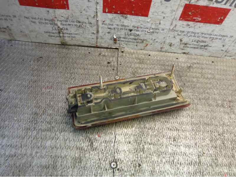 Recambio de piloto trasero derecho para ford fiesta berl./courier surf referencia OEM IAM 7070864  