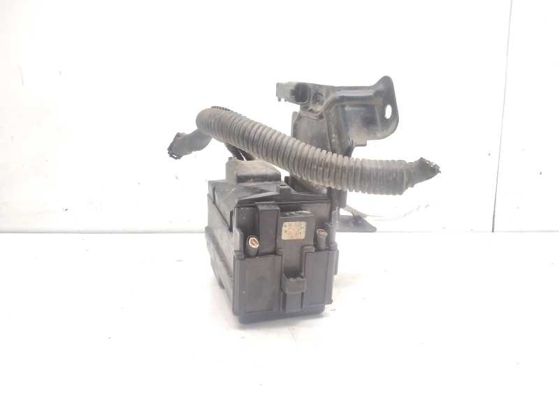 Recambio de caja fusibles para honda logo (ga3) 1.3i referencia OEM IAM 38244S50003  