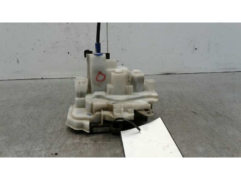 Recambio de cerradura puerta delantera derecha para peugeot bipper tepee basis referencia OEM IAM 1613686680  