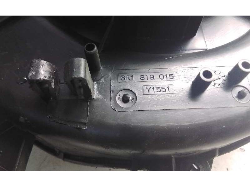 Recambio de motor calefaccion para skoda rapid active referencia OEM IAM 6R1819015  