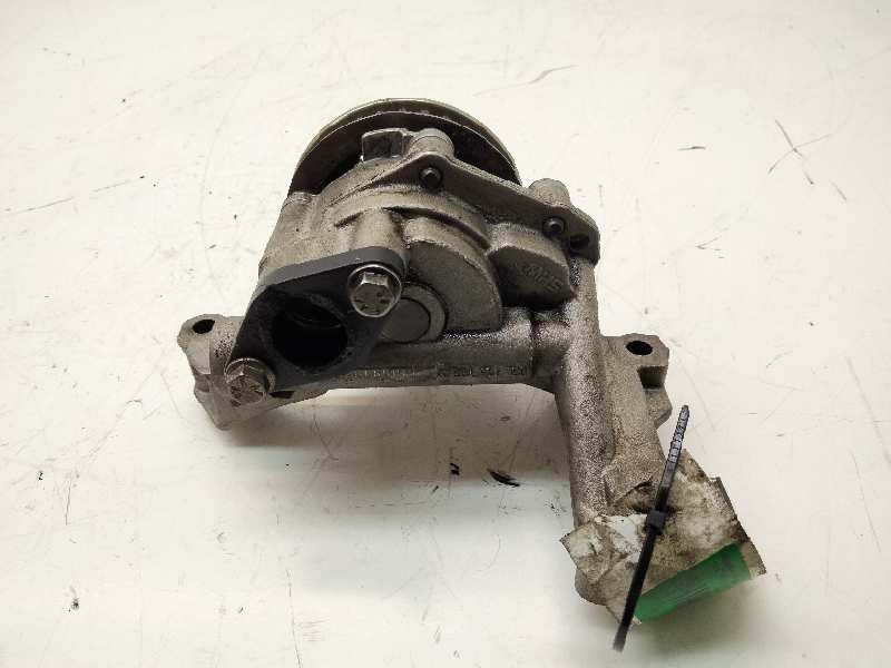 Recambio de bomba aceite para seat leon (5f1) 1.6 tdi referencia OEM IAM 03L115263 CASCO 