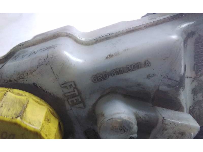 Recambio de bomba freno para skoda rapid active referencia OEM IAM 6R0601301A  