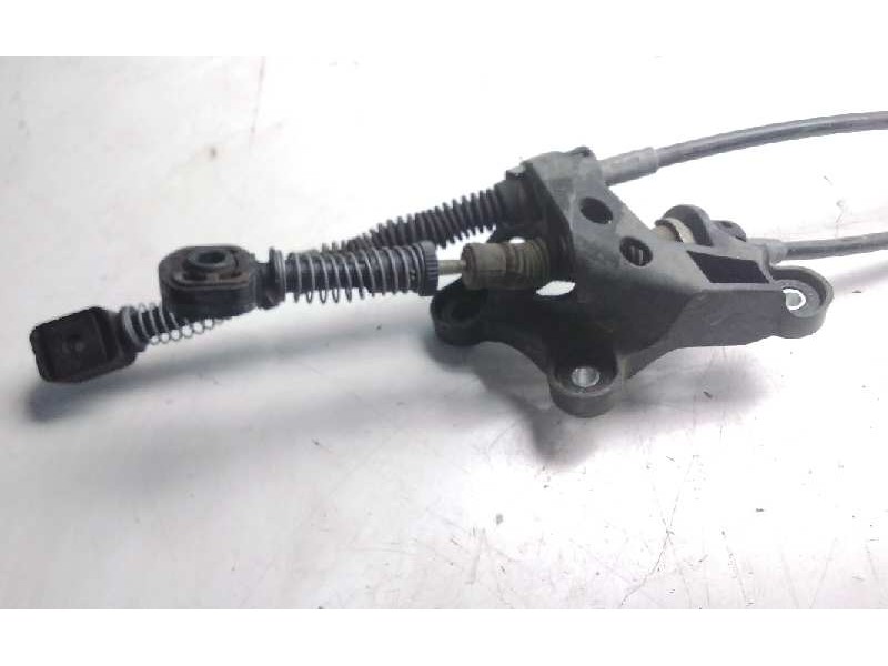Recambio de palanca cambio para skoda rapid active referencia OEM IAM 6RA711049D  